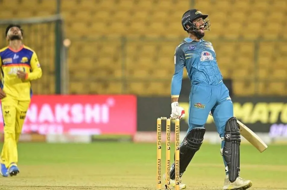 Karnataka Cricket Team vs Vidarbha Cricket Team Match Scorecard